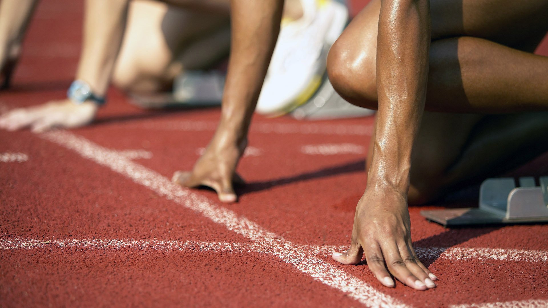 训练方式不断优化助力成绩突破，训练原则优化的内容