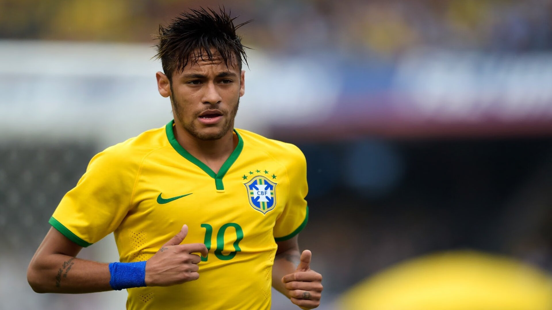 查默斯冲线瞬间引爆全场欢呼,查默斯港